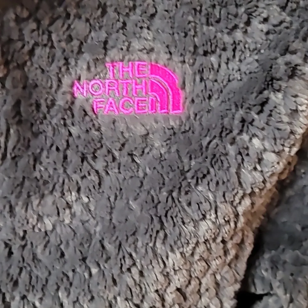 The North Face Fleece Jacket - Picture 3 of 8